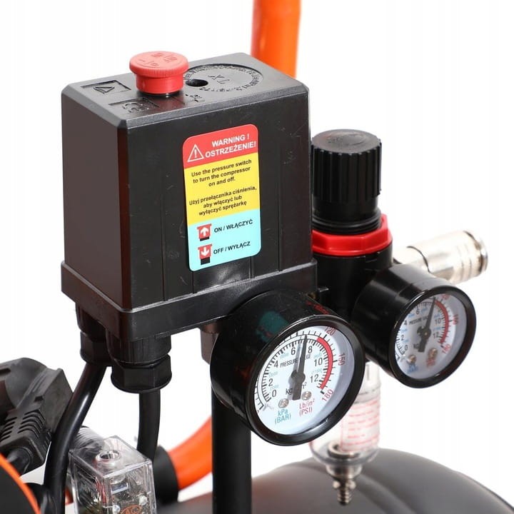 KOMPRESOR-BEZOLEJOWY-100L-SPREZARKA-8-BAR-580l-min-230V-CICHY-6500W-MOBILNY-Wydajnosc-efektywna-290-l-min.jpeg
