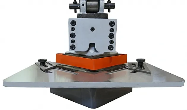 nozyce-gilotynowe-metcor-hn-4-1-4.webp